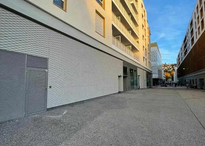 Logement Moderne Luxueux Parking Ac Cote De La Mer